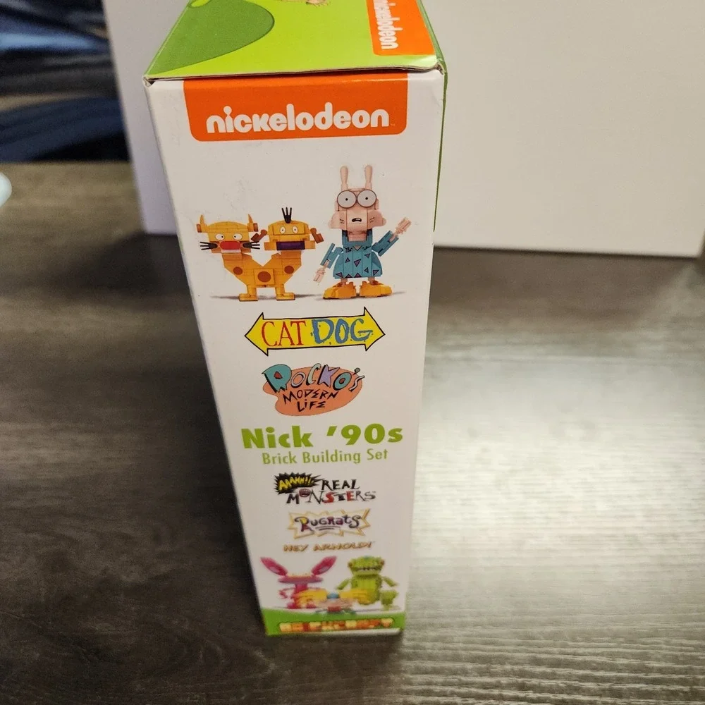 Brickcraft Nickelodeon 90's Brick Building Set - Nick - 833 pcs - New, Sealed